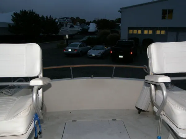 Slide: The Image of Chris-Craft Catalina 281 1985 - 10