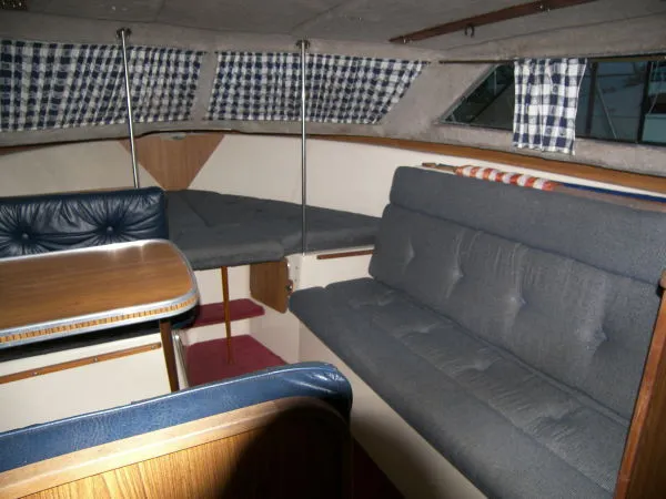 Slide: The Image of Chris-Craft Catalina 281 1985 - 5