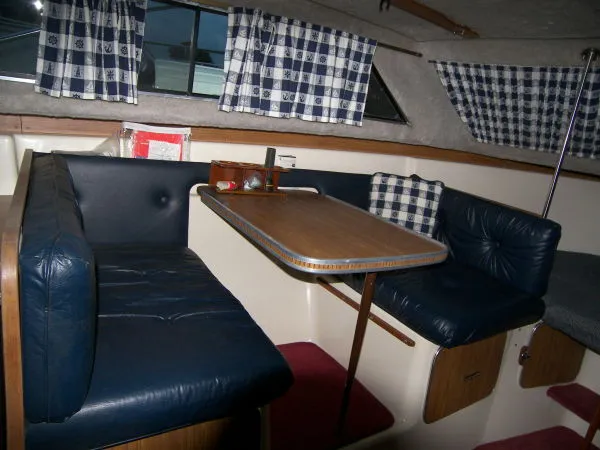 Slide: The Image of Chris-Craft Catalina 281 1985 - 6