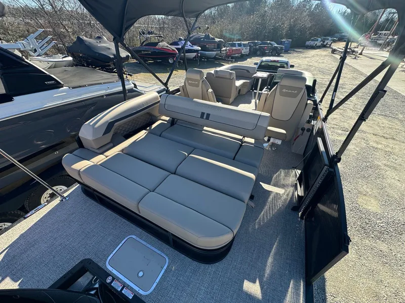 Slide: The Image of Bennington 22SSB 2026 - 3