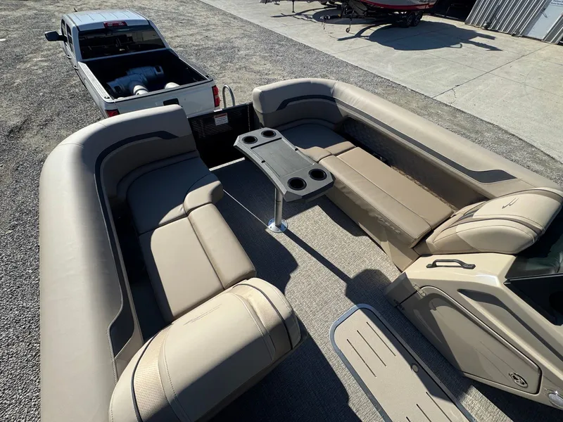 Slide: The Image of Bennington 22SSB 2026 - 9