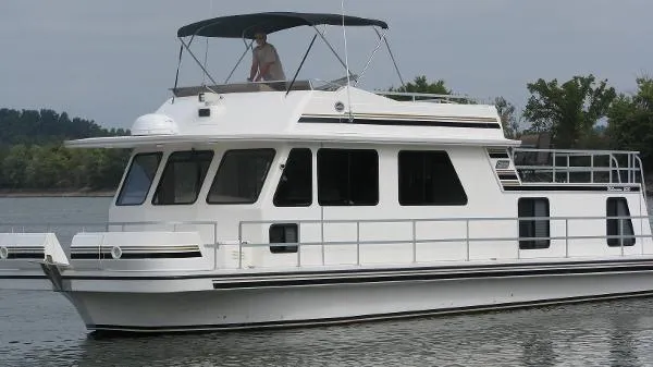 Slide: The Image of Gibson CABIN YACHT 2000 - 4