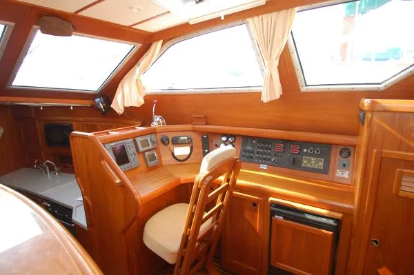 Slide: The Image of Nauticat Pilothouse 37 2002 - 10