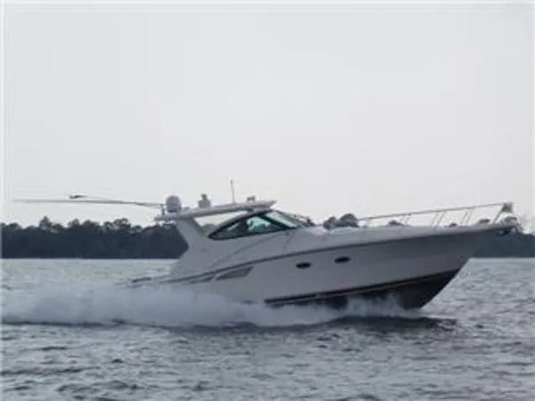 Slide: The Image of Tiara 4200 Open 2004 - 0