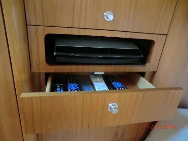 Slide: The Image of Tiara 4200 Open 2004 - 9