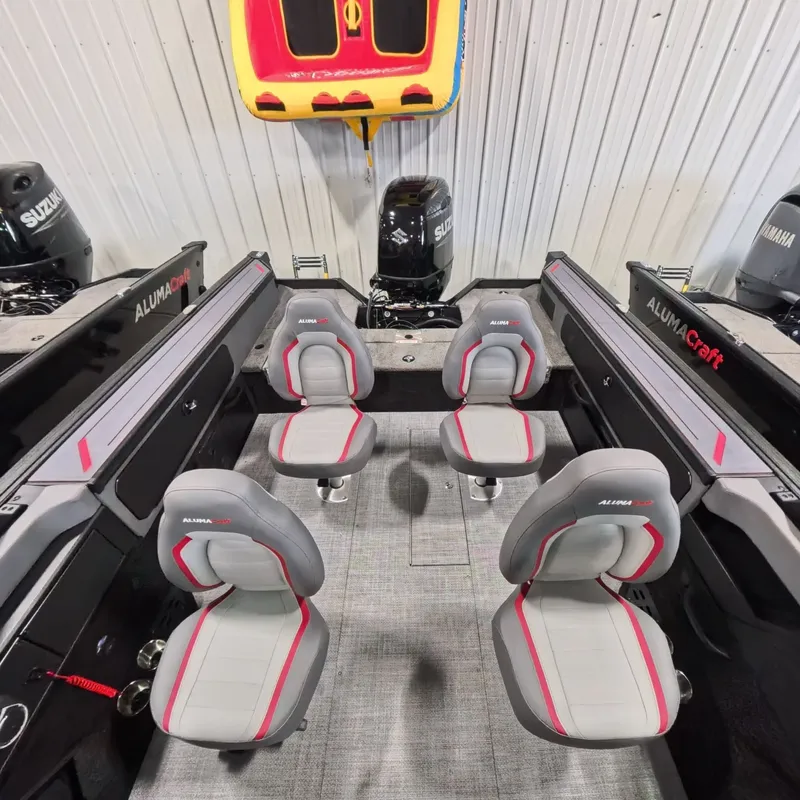 Slide: The Image of Alumacraft Trophy 185 2026 - 11