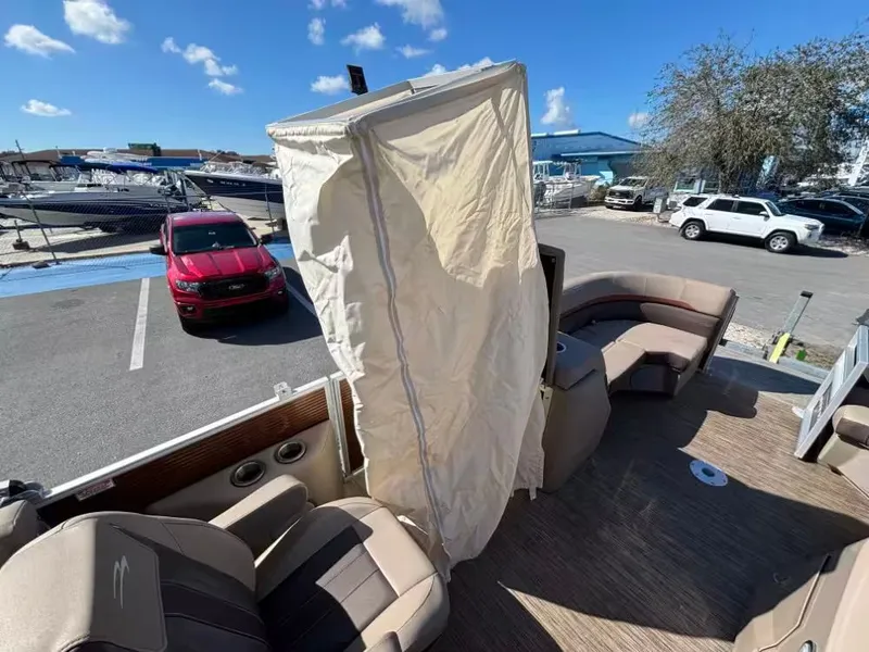 Slide: The Image of Bennington 22 SXSR 2023 - 13