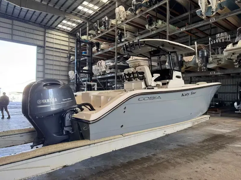 The Image of Cobia 262 Center Console 2021 - 1