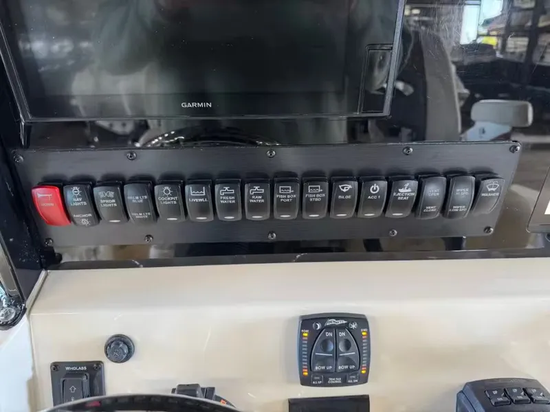 Slide: The Image of Cobia 262 Center Console 2021 - 13