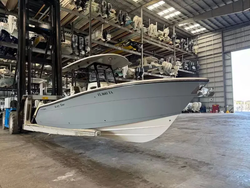 Slide: The Image of Cobia 262 Center Console 2021 - 4