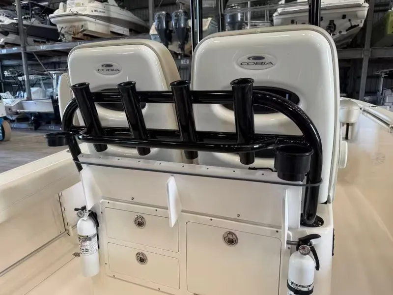 Slide: The Image of Cobia 262 Center Console 2021 - 8