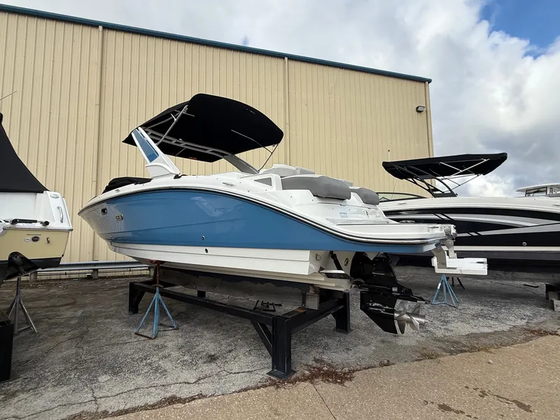 Slide: The Image of Sea Ray SDX 290 2026 - 6