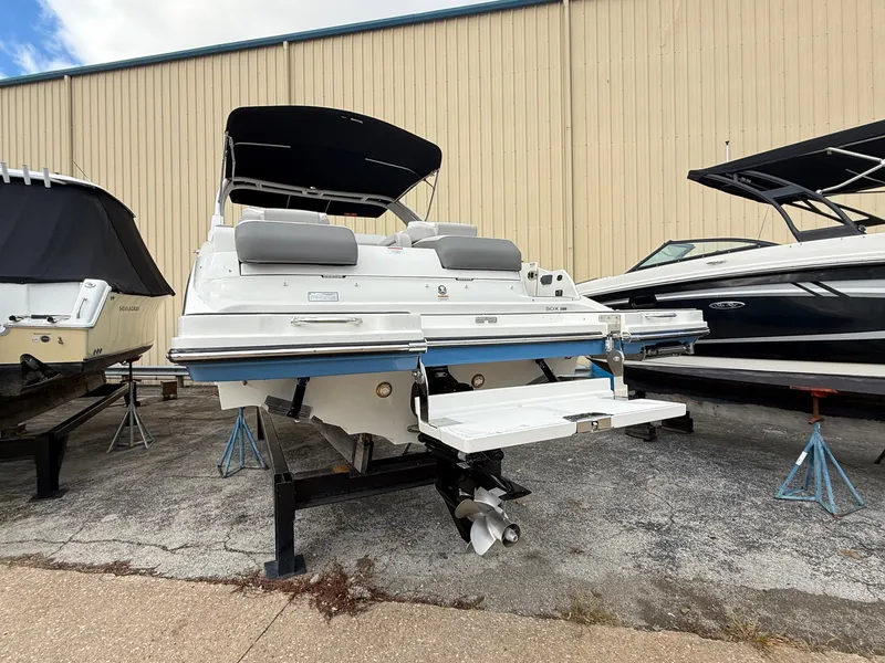 Slide: The Image of Sea Ray SDX 290 2026 - 7