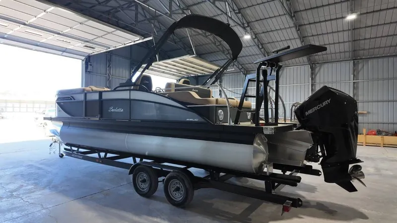 Slide: The Image of Barletta Cabrio 22UC 2026 - 17