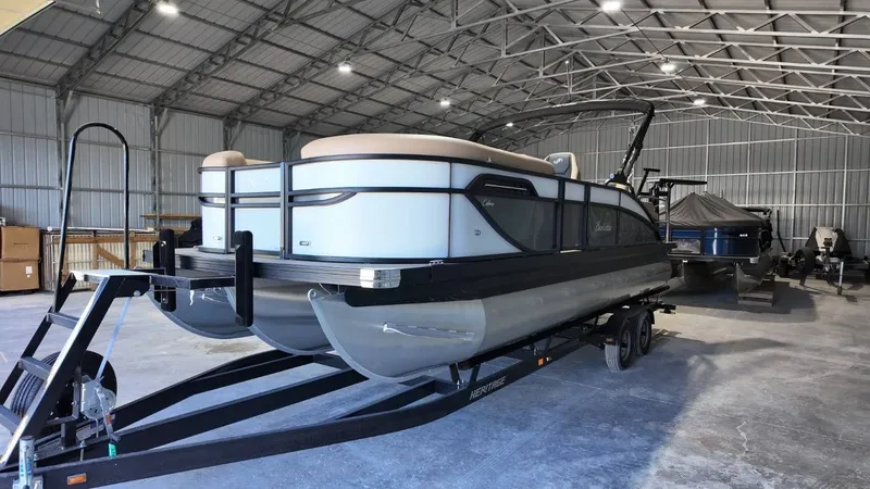 Slide: The Image of Barletta Cabrio 22UC 2026 - 19