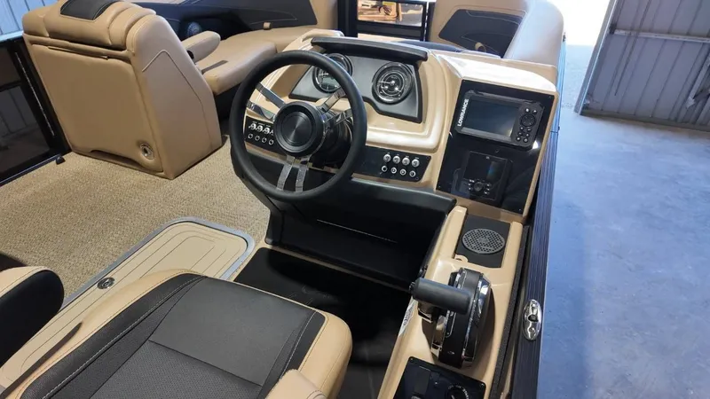 Slide: The Image of Barletta Cabrio 22UC 2026 - 52