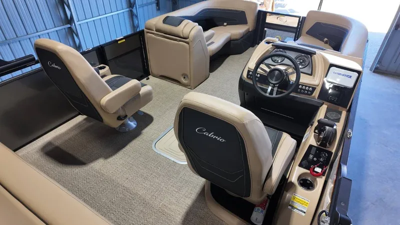 Slide: The Image of Barletta Cabrio 22UC 2026 - 53