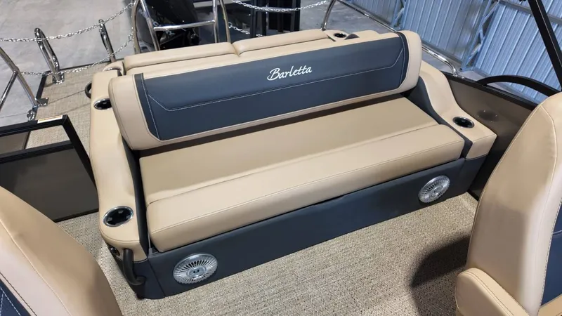 Slide: The Image of Barletta Cabrio 22UC 2026 - 63