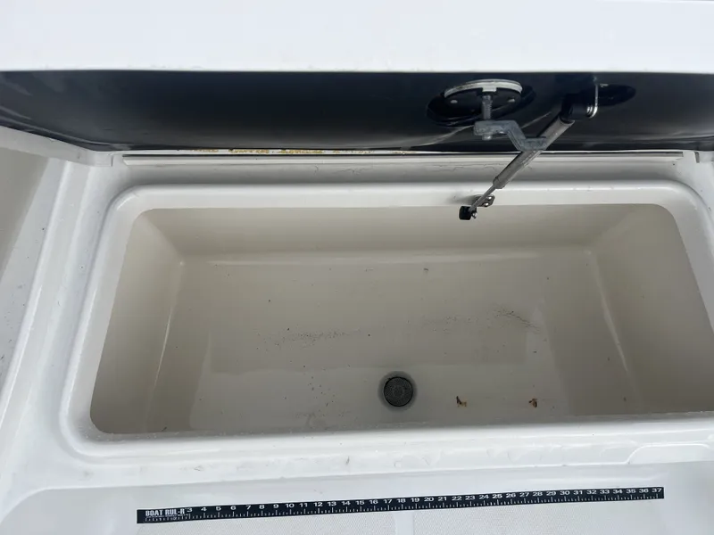 Slide: The Image of Ranger 2300 Bay 2005 - 14