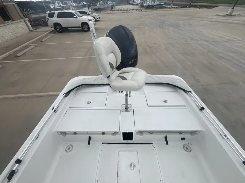 Slide: The Image of Ranger 2300 Bay 2005 - 25