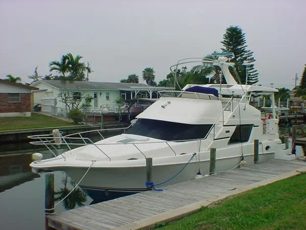 Slide: The Image of Silverton 392 Motor Yacht 2000 - 0
