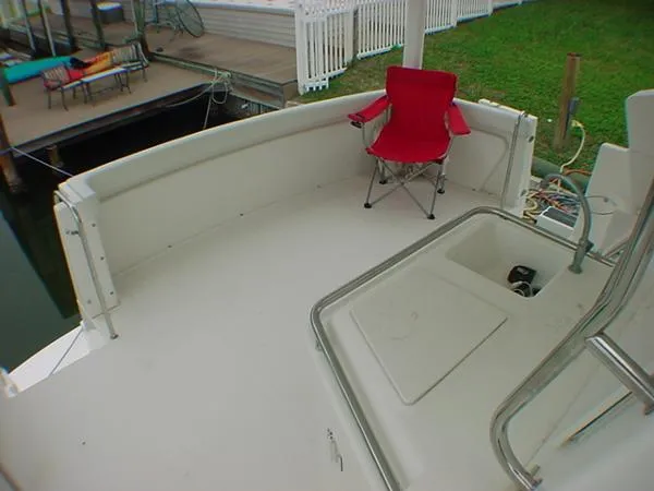 Slide: The Image of Silverton 392 Motor Yacht 2000 - 7