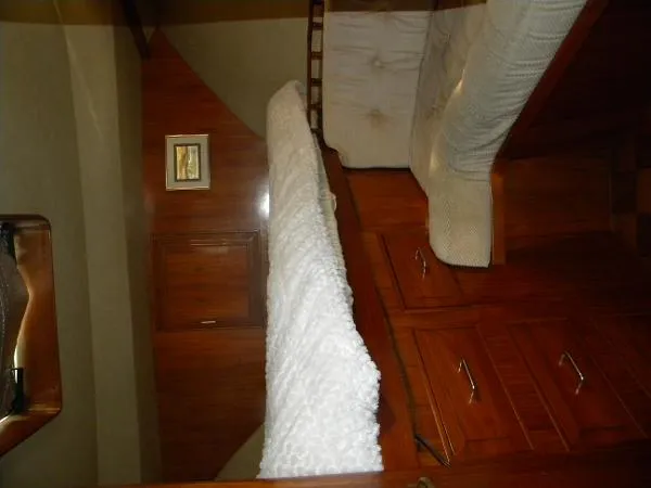 Slide: The Image of Ocean Alexander Cockpit Motoryacht 1988 - 1