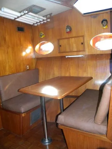 Slide: The Image of Ocean Alexander Cockpit Motoryacht 1988 - 4
