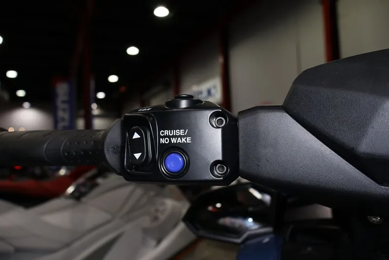 Slide: The Image of Yamaha VX Cruiser® with Audio 2026 - 10