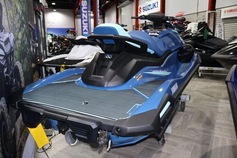 Slide: The Image of Yamaha VX Cruiser® with Audio 2026 - 13