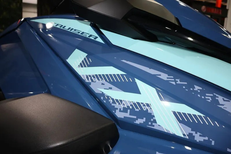 Slide: The Image of Yamaha VX Cruiser® with Audio 2026 - 4