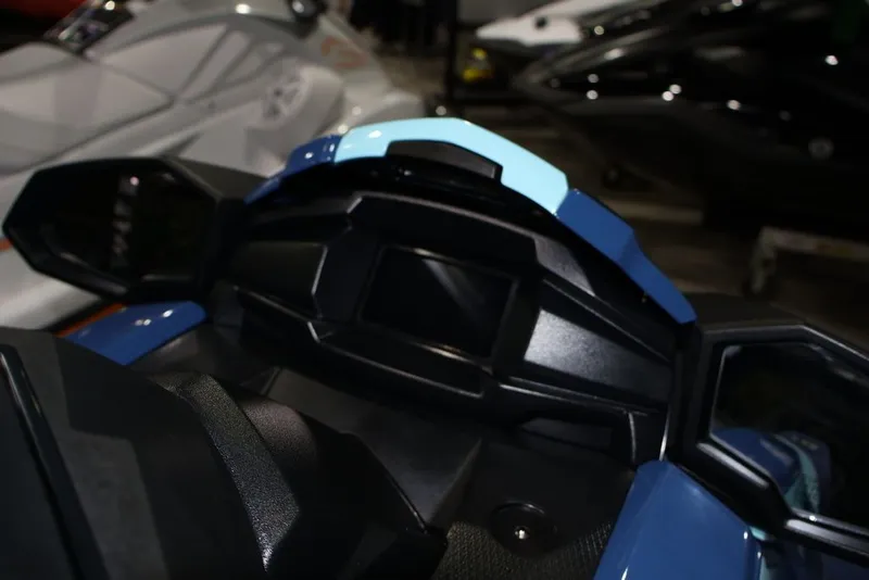 Slide: The Image of Yamaha VX Cruiser® with Audio 2026 - 8