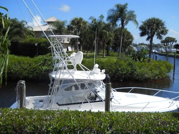 Slide: The Image of Luhrs 28 Open 2005 - 2