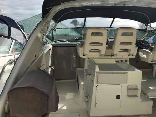 Slide: The Image of Sea Ray 450 Sundancer 1998 - 2
