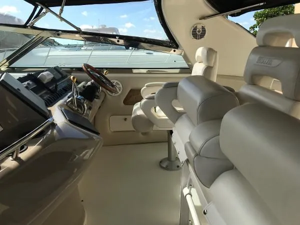 Slide: The Image of Sea Ray 450 Sundancer 1998 - 5