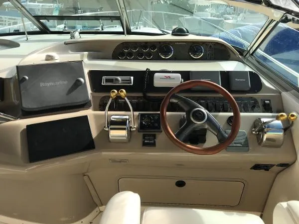 Slide: The Image of Sea Ray 450 Sundancer 1998 - 6
