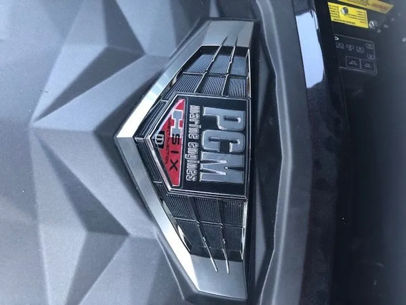 Slide: The Image of Nautique Super Air 2019 - 12