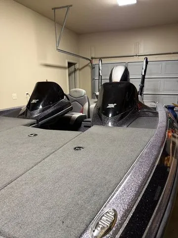 Slide: The Image of Skeeter ZX190 2018 - 4