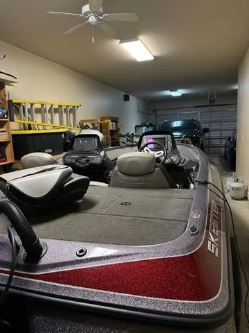 Slide: The Image of Skeeter ZX190 2018 - 5