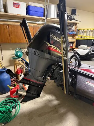 Slide: The Image of Skeeter ZX190 2018 - 6