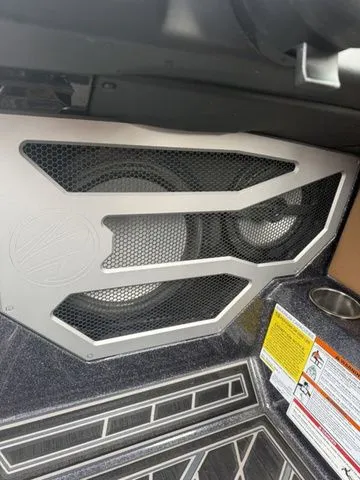 Slide: The Image of Tigé 25ZX Ultra 2024 - 20