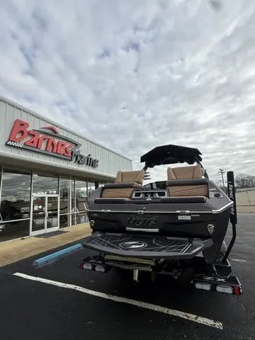 Slide: The Image of Tigé 25ZX Ultra 2024 - 3