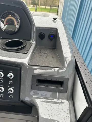 Slide: The Image of Evotti 523CS 2026 - 10