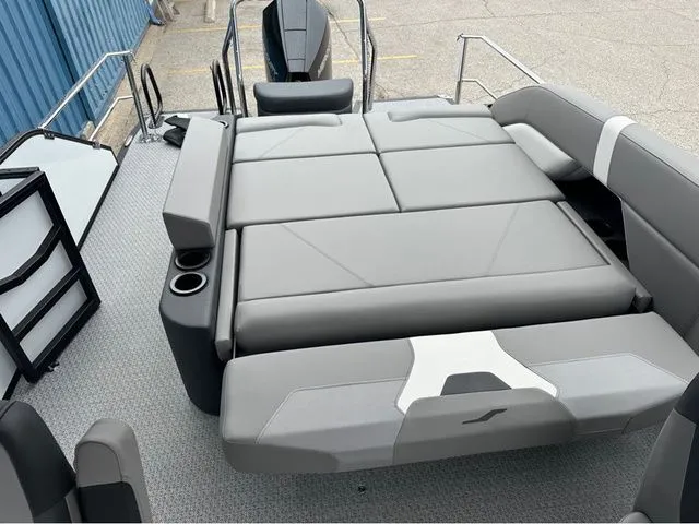 Slide: The Image of Evotti 523CS 2026 - 15