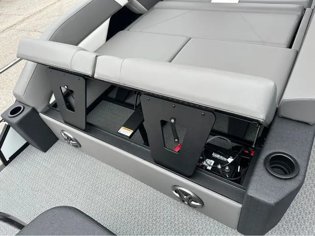 Slide: The Image of Evotti 523CS 2026 - 16