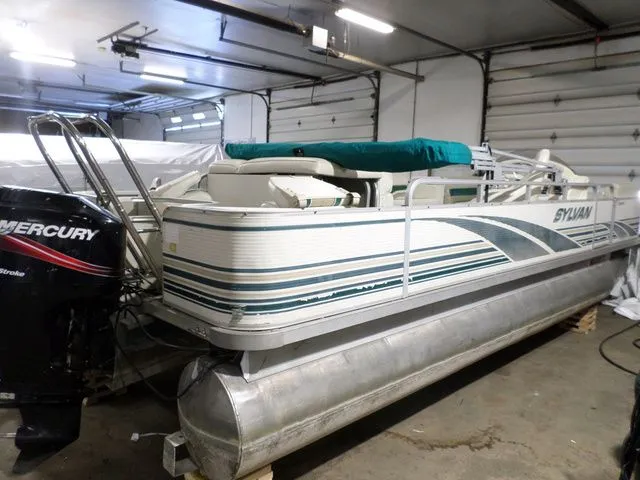 The Image of Sylvan 822 SUNF2 1998 - 1