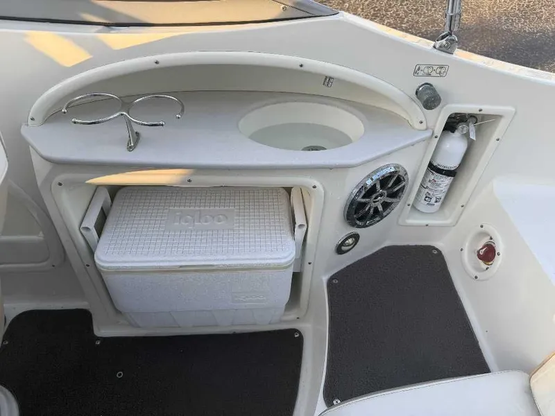 Slide: The Image of Stingray 214 LR 2014 - 10