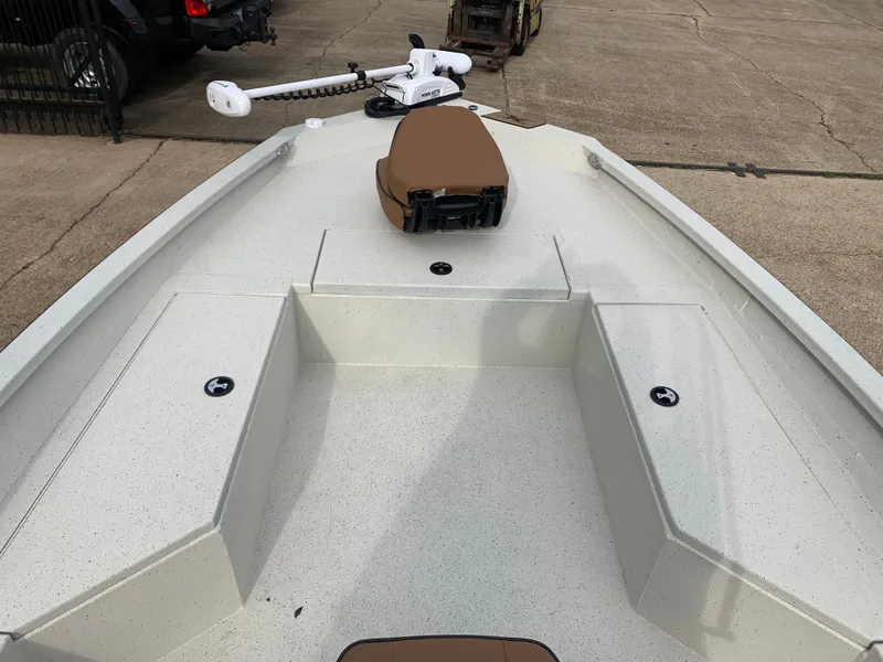 Slide: The Image of Xpress H22B HYPER-LIFT BAY 2026 - 3