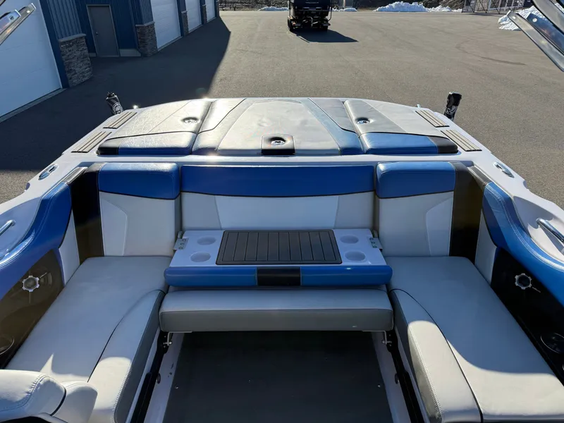 Slide: The Image of Nautique 210 TE 2012 - 15