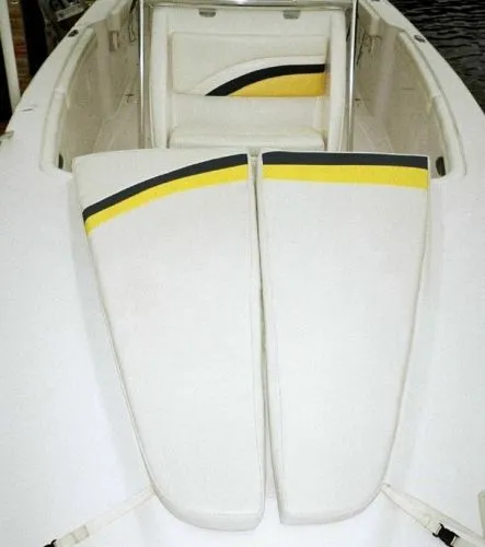Slide: The Image of Donzi 35 ZFC 2004 - 2